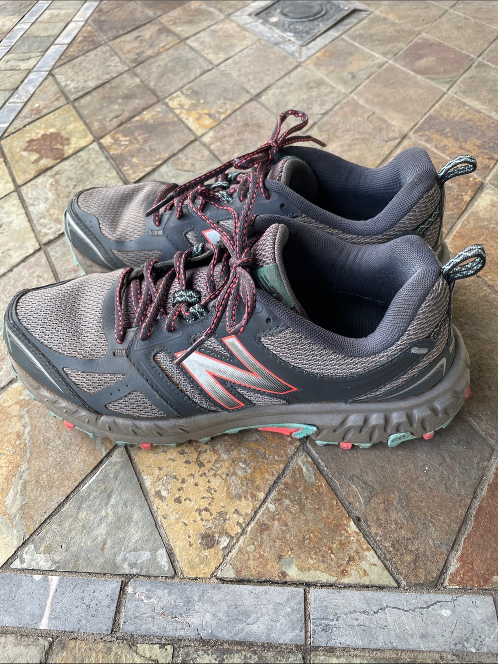 New Balance tech ride 412v3 Gray Trail Sneakers with Coral Accents womens 9